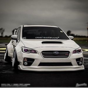 Meet your Posher, Javier